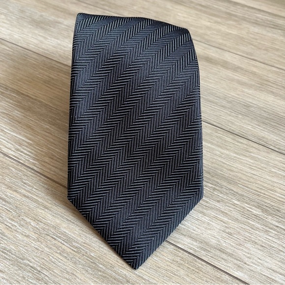 Custom bundle two ties - Vintage Silk Neckties Fumagalli & Banana Republic - Picture 6 of 6
